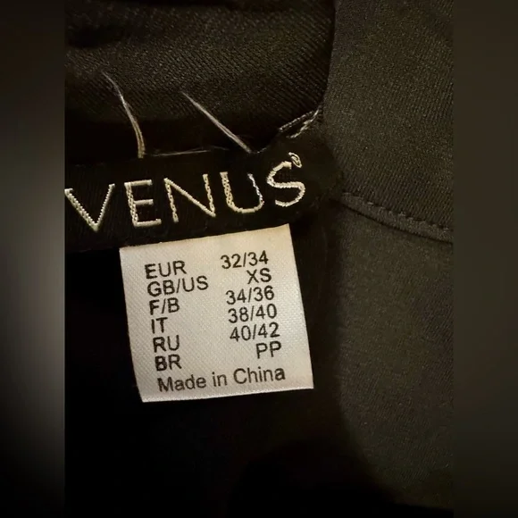 Venus Hi-Low Maxi Dress in black, size XS - Picture 4 of 6